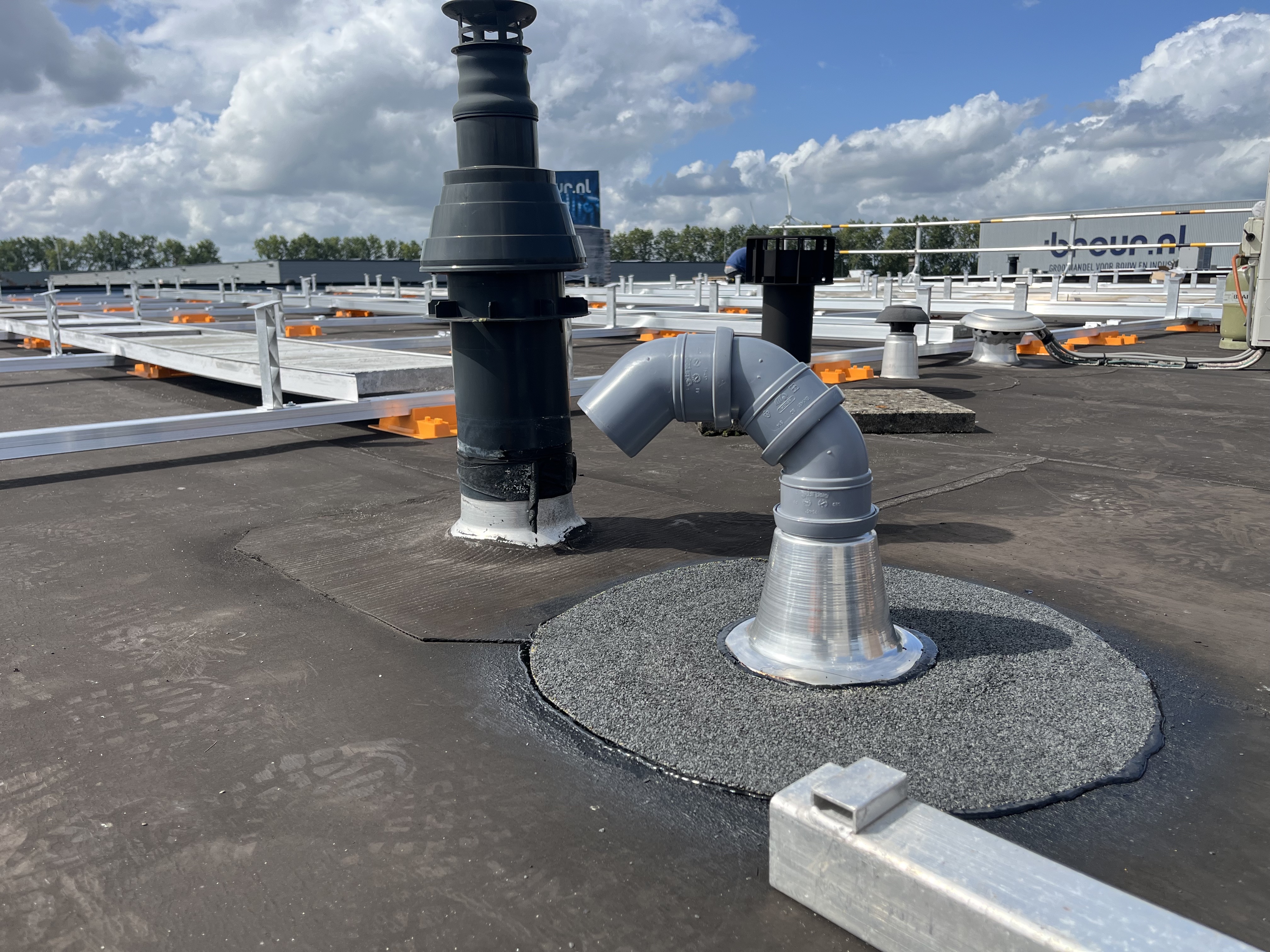 Hoogwaardige dakdoorvoer voor PV-installatie